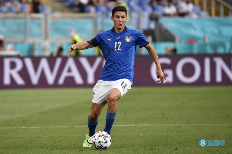 全市场:佩西纳完成第一部分体检,预计今晚签约蒙扎