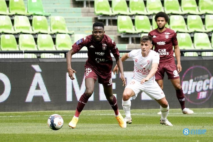 迪马:米兰求租热刺中场萨尔 球员获评非足联年度最佳年轻球员