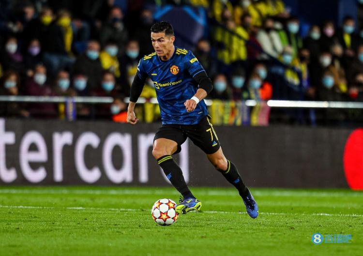 C罗英超达百球，英超以其名义捐赠1万欧，C罗个人再捐1万欧