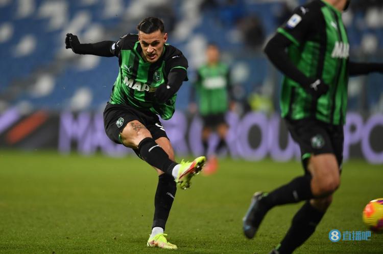 斯基拉:斯卡马卡已抵达伦敦,将与西汉姆签约5年&年薪300万欧