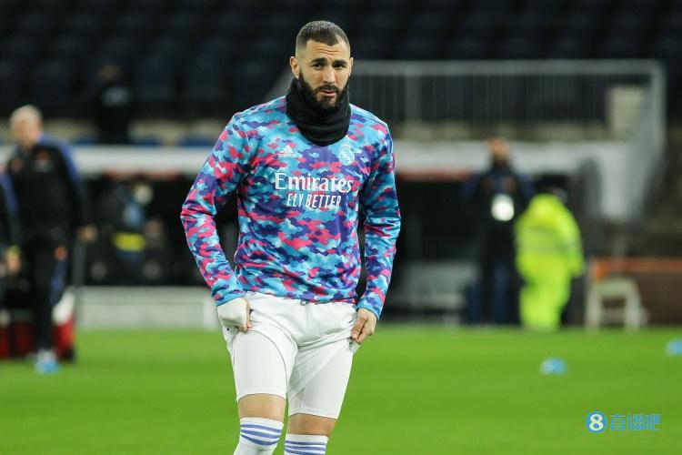 科贝记者:本泽马&卡瓦哈尔将缺阵与巴萨的比赛,阿扎尔能出战