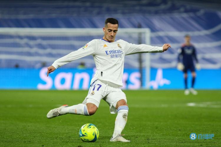 巴斯克斯:对阵巴萨的比赛总是很精彩,我们对国家德比非常期待