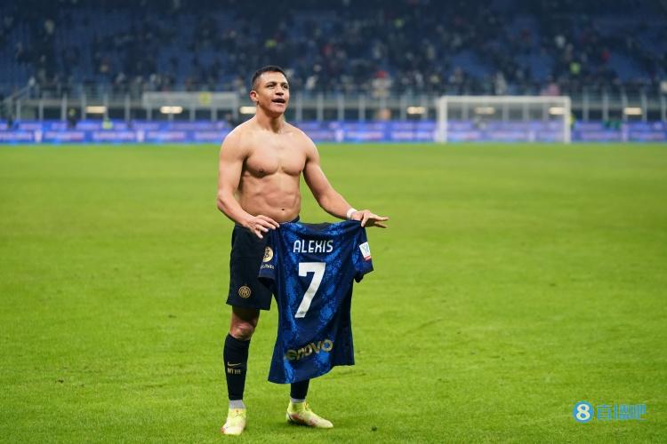 斯基拉：桑切斯不在国米计划之中，球员仍想留在欧洲顶级联赛