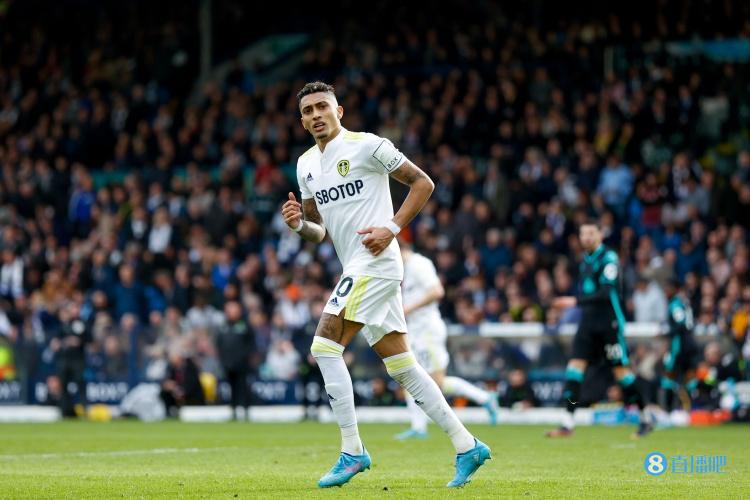 阿斯:相比于续约登贝莱,巴萨已决定优先考虑引进拉菲尼亚