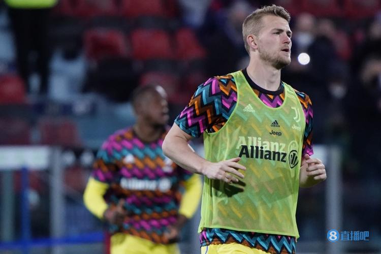 贝尔戈米:17年的德里赫特让我印象深刻,他在尤文的进步不达预期