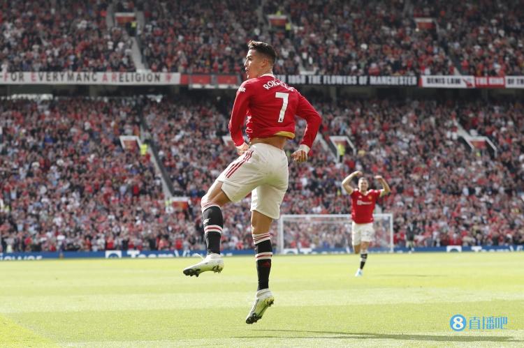 罗马诺：C罗仍在市场上，尽管滕哈赫想留球员但门德斯坚持找下家