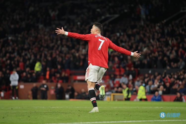 阿斯报:拉波尔塔与门德斯讨论C罗加盟巴萨的可能性