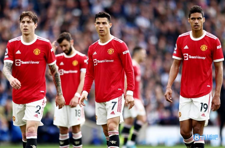 记者:C罗决定加盟马竞,他曾表示不介意为西蒙尼踢球