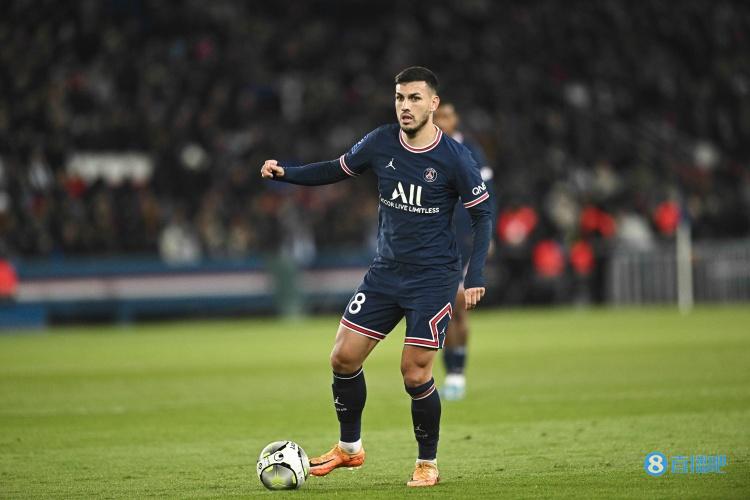 意媒:尤文1500万欧先租后买报价帕雷德斯遭拒,但与球员谈妥合同