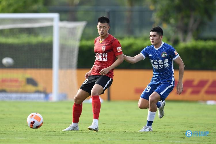 体坛:扬科维奇现场观看亚泰比赛后,决定征召谭龙