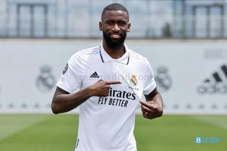 阿斯报:吕迪格在家建健身房训练,球员严格控制饮食+从不饮酒