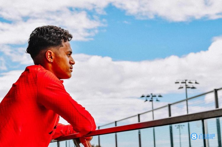 法比奥卡瓦略:因为克洛普而加盟红军 希望从萨拉赫身上学到很多