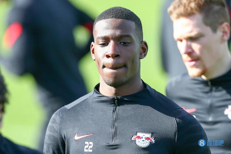 法媒:穆基勒转会费为1000万欧外加浮动费用,而且分期4年