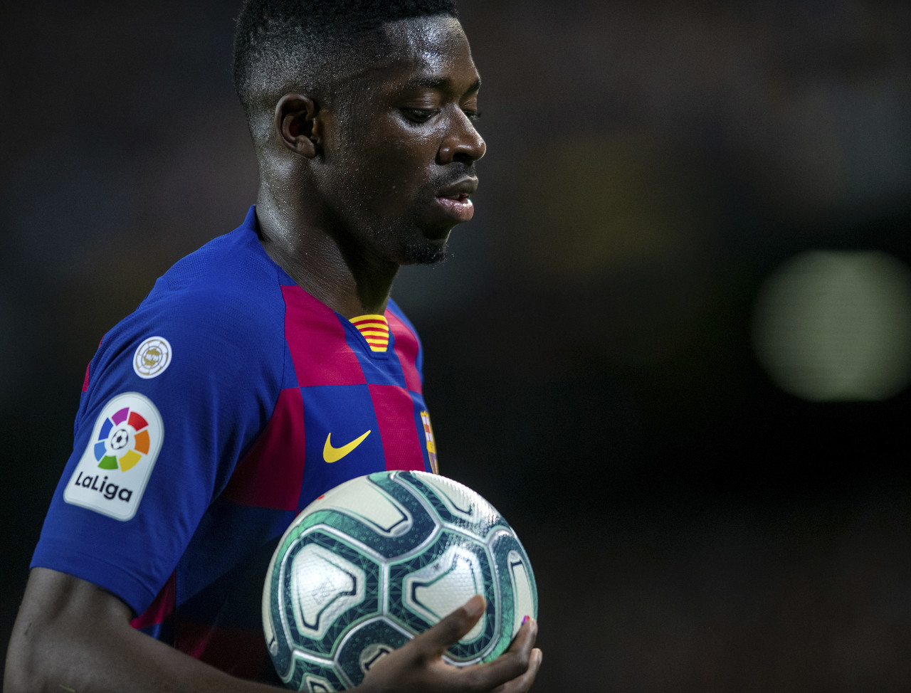 记者透露登贝莱新约内容:净年薪涨至1100万欧+成为哈维关键角色