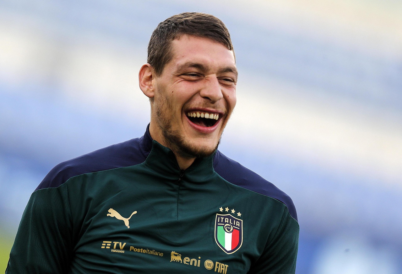 米体:一旦出售沙拉维或肖穆罗多夫,罗马将立即尝试签下贝洛蒂