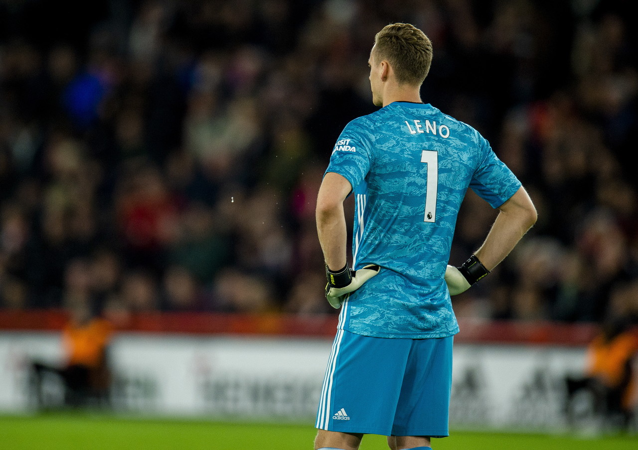 有吧友想了解阿森纳门将莱诺?为大家准备了莱诺....女友美照合集