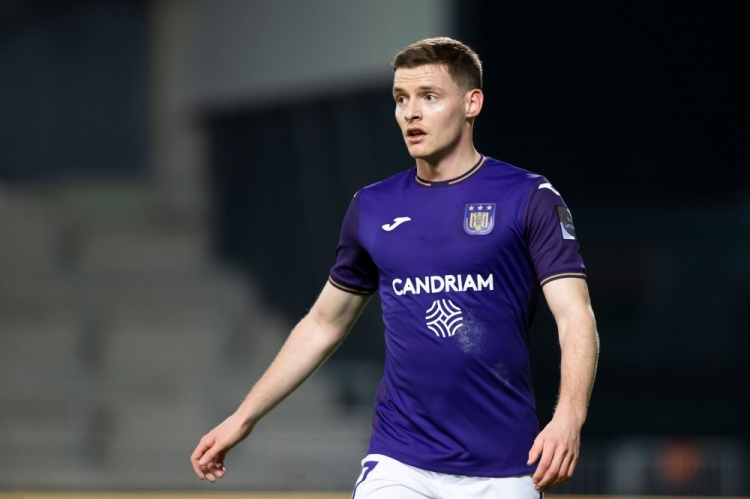 罗马诺:曼城将1500万欧签塞尔吉奥-戈麦斯,考虑新赛季让他留队