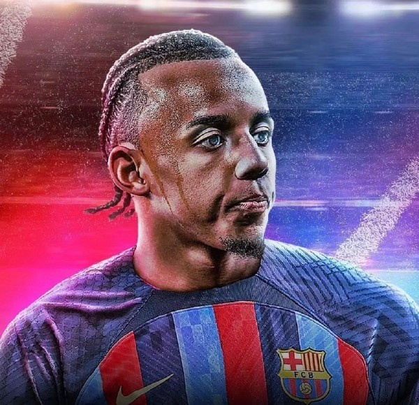 每体评巴萨签孔德:近四届欧冠冠军都在赛季开始前签下了关键后卫