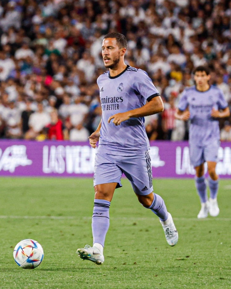 彻底摆脱伤病和体重困扰的阿扎尔,新赛季不止是本泽马替补