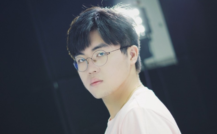 姿态:这把罪恶的开始,是angel岩雀下路没闪现