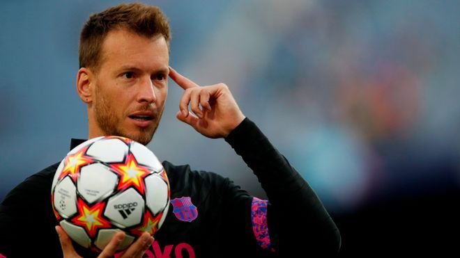 内托即将0转会费加盟伯恩茅斯,在巴萨三个赛季他出场21场比赛