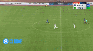 彻底花了!戴维森单刀穿裆过掉门将!三镇5-1国安!