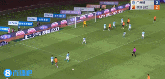 毫无招架之力!弋腾乌龙!仅11分钟广州城0-3武汉长江!