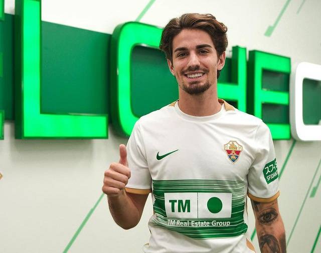 科拉多:离开巴萨是为了寻找更多出场时间,在埃尔切感觉到重视