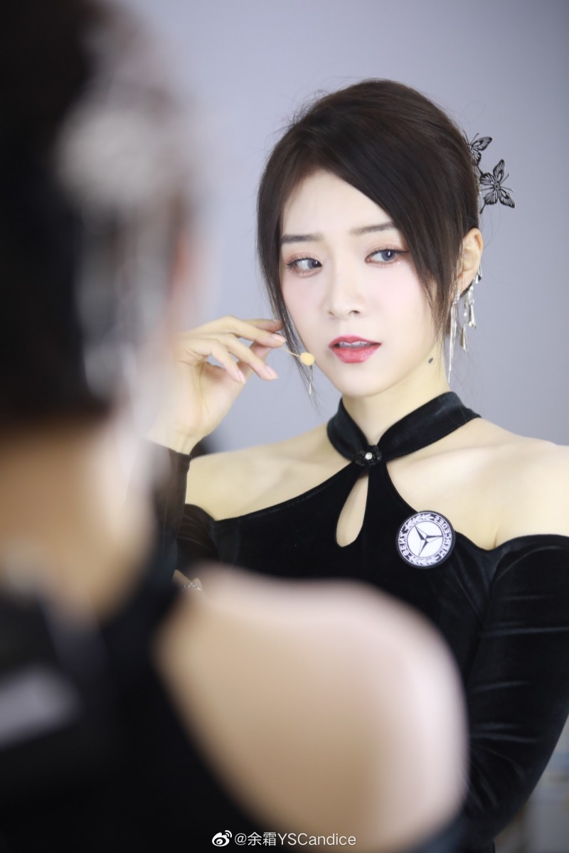 主持余霜晒照:明天下午云顶之弈洲际赛见啦!