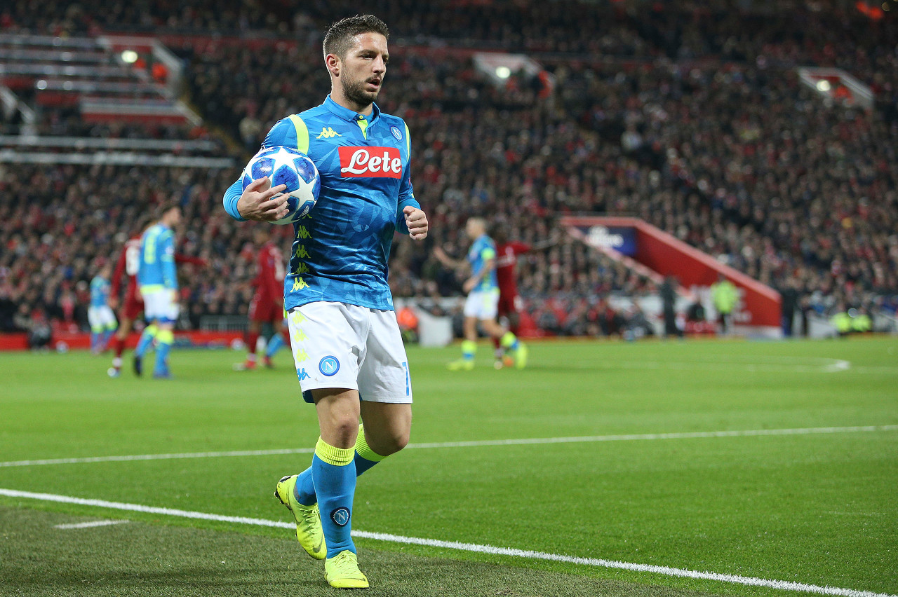 米体:默滕斯已拒绝尤文500万欧年薪报价,球员不想背叛那不勒斯