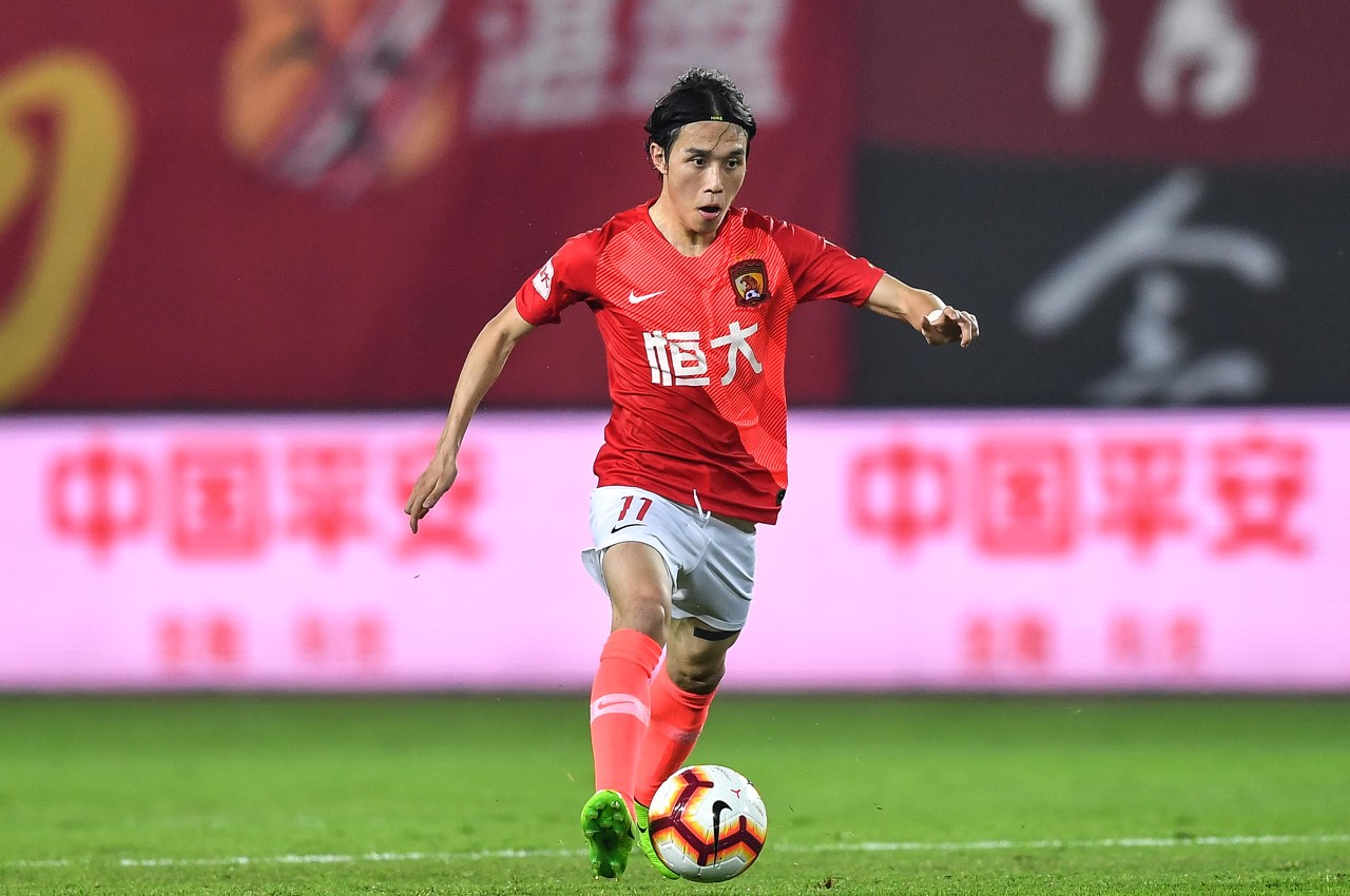 足球报:张修维、李学鹏、谢梓峰将补报进入广州一线队大名单