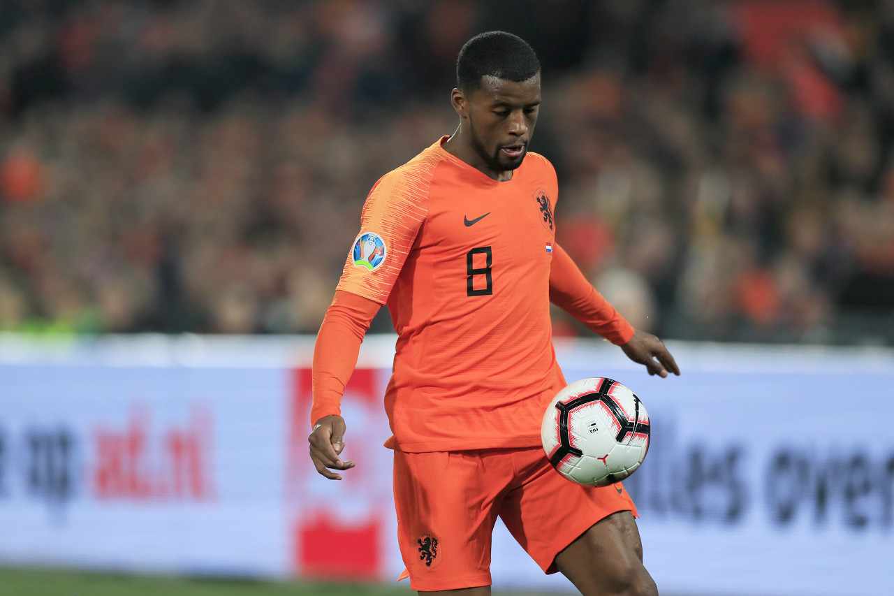 斯基拉：维纳尔杜姆可能周日亮相，他拒绝两份英超报价加盟罗马