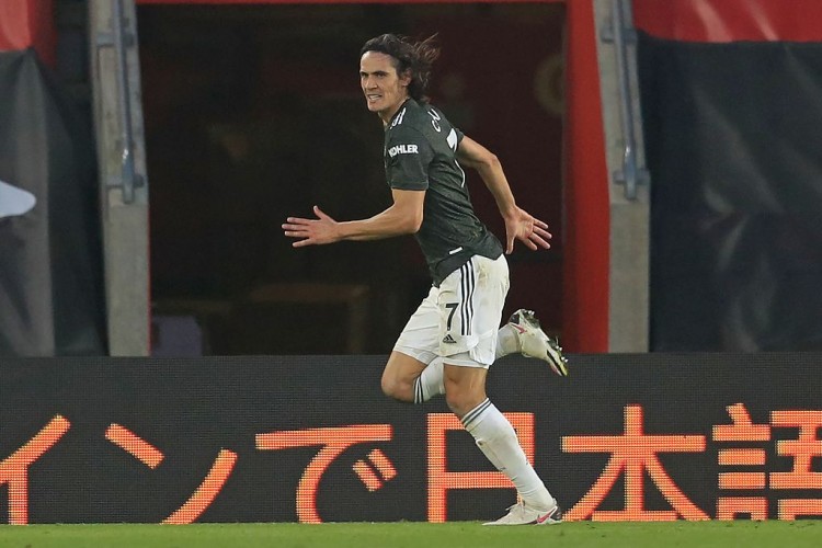 罗马诺:博卡越来越接近免签卡瓦尼,球员方面正检查合同报价