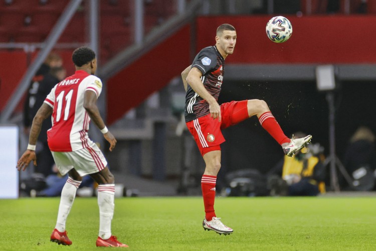 意媒:伯恩茅斯接近签下塞内西,罗马转换目标尝试签下扎加杜