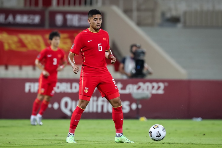 东体:蒋光太放弃在广州队的大部分薪水,才获得自由身