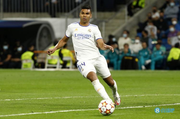 曼联有意卡塞米罗?记者:他希望留在皇马