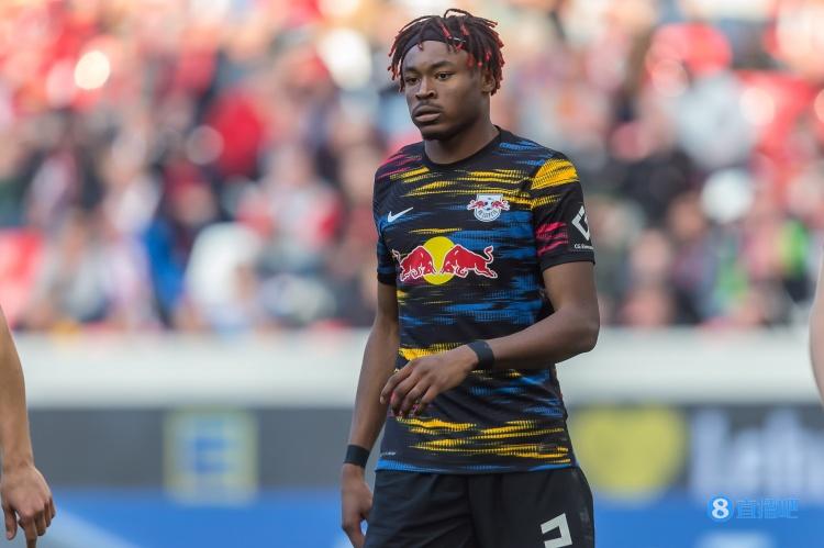 队报:若无法引进什克里尼亚尔,巴黎B计划是莱比锡的西马坎