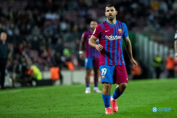 阿圭罗:皇马仍是西甲冠军热门 B席能成为哈维关键球员