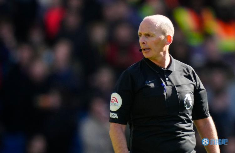 麦克-迪恩:罗梅罗拽头发并非暴力行为 我该让泰勒去看VAR回放