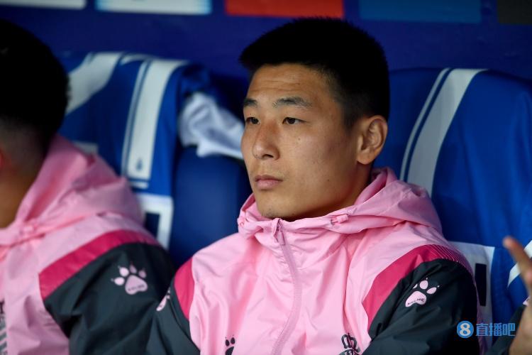 澎湃:强推留洋有风险存在,能否打上比赛应该是第一要素