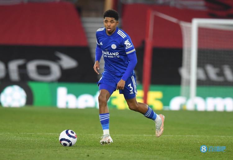 罗马诺:切尔西与福法纳谈妥待遇,莱斯特城咬定要价但情况开放