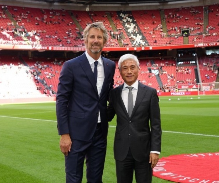 官方:韩国足协与阿贾克斯签合作协议,将交流培养韩国年轻球员