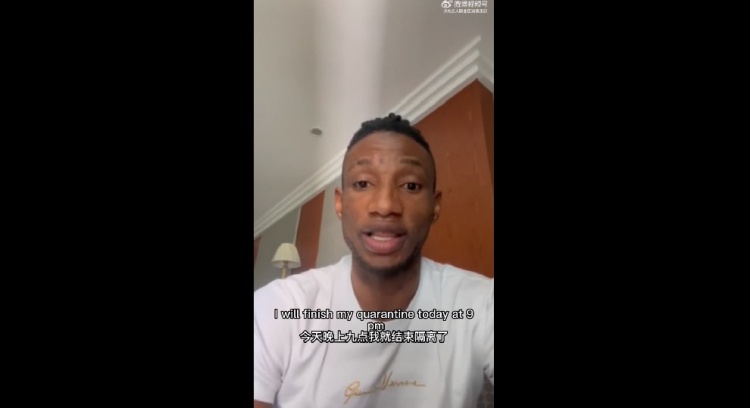 大连人新外援曼佐基今晚结束隔离,明晚抵达大连后与球队会合