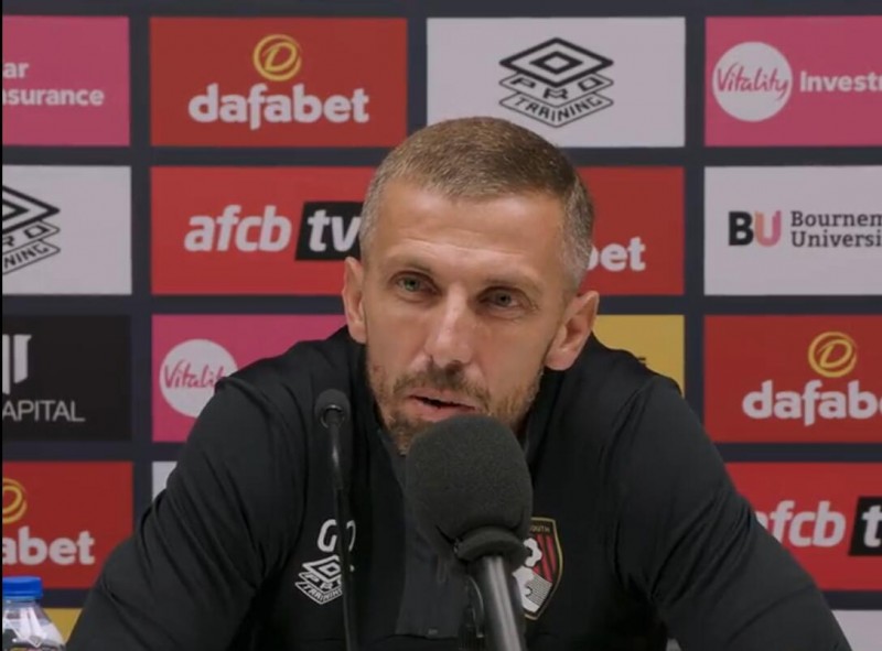 英媒:伯恩茅斯临时主帅奥尼尔对转正很感兴趣