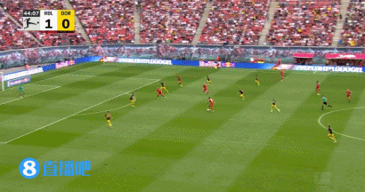 这球帅?！索博斯洛伊弧线世界波轰入死角！