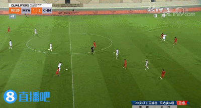 国青三分钟两获点球!刘国宝补时两次造点,阿卜杜拉点球命中