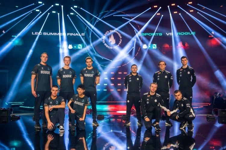 ?Comp滑板鞋冲泉五杀 caPs狐狸状态低迷 RGE首局拿下G2