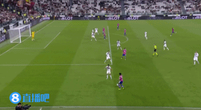 桑德罗造点,博努奇补时点球被扑后补射破门 尤文连追2球扳平比分