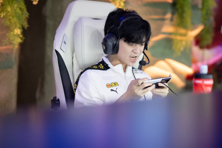 王者荣耀挑战者杯赛后返图:少年心中的火苗不会熄灭