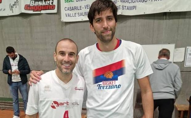 辫帅帕拉西奥代表意丁篮球队出场,两场比赛分别贡献4分和14分